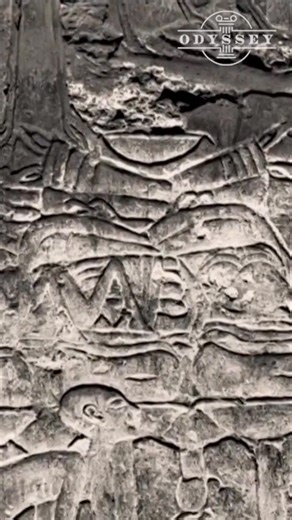What happened to Smenkara and Meritaten when a new female ruler appeared? Plague, assassination, exile? The fate of Amarna's rulers remains one of history's great unsolved puzzles. #AncientHistory #EgyptianHistory #Archaeology #Tutankhamun #Amarna | Odyssey - Ancient History
