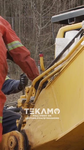 371K views · 5.3K reactions | Youtube Mechanic: "Hold on let me watch a tutorial first" #bluecollar #mechanic #dieselmechanic #tools #heavyequipment #trades @fortishd @tekamohd | TekamoHD Heavy Equipment Services | Facebook