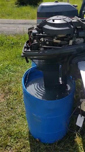 1.1K views · 23 reactions | Running the (right) 1997 Evinrude 9.9hp long shaft 2-stroke with electric start & electric choke primer system. | Outboard Madness | Facebook