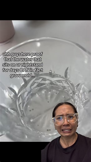 Nuvoe | Self-Cleaning Bottles & Water Purification on Instagram: "Ewww it’s shocking how fast bacteria can grow 🤯 This could be inside YOUR water bottle, and you could be drinking it without knowing Protect your health by cleaning your bottle daily or using a Nuvoe pod which purifies bacteria and kills its DNA using UV-C light, which stops it from developing and spreading Follow if you want to learn more #nuvoe #selfcleaning #mold #howtocleanbottle #bacteria"