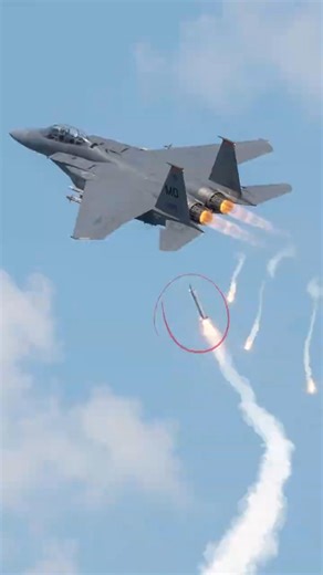 F-15E Strike Eagle Dodges the Most Powerful Osa-AKM Missiles in Action!