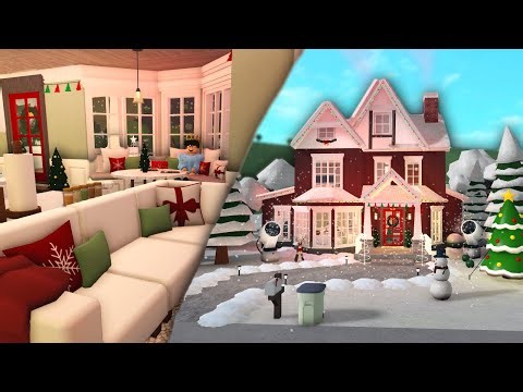 DECORATING THE BLOXBURG CHRISTMAS IN JULY HOUSE