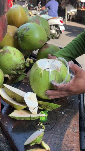 Extreme Coconut Cutting Knife Competition