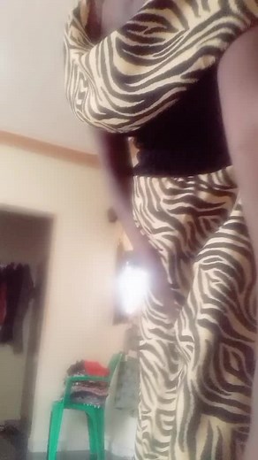 angethamal (@angethamal)’s videos with Adhieng Malual by Marocco boy and Small Engine - Marocco boy official