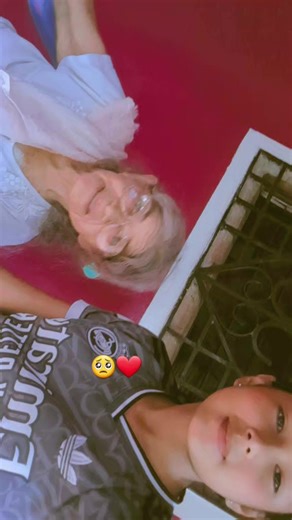 Videos de 🍒 Chinitha 🍒 (@genesislisbethbar2) con “sonido original - stiven | lyrics”