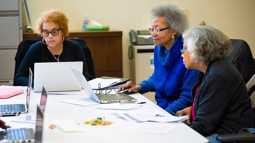 Cleveland Clinic, DigitalC Collaborate to Launch Free Computer Literacy Training Course for Seniors