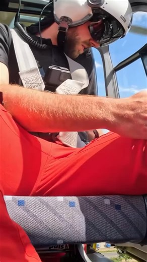 nachgefragt - DAS MST INTERVIEW on Instagram: "Probleme beim Landen! Mitten im Einsatz mit dem Rettungshubschrauber Christoph 31 #luftrettung #hubschrauber #doku #einsatz #christoph31"