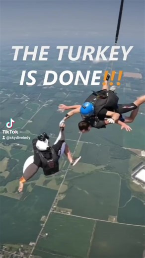 SAVE $73 OFF A TANDEM! Save big in our Black Friday/Blue Skies SALE! Visit our website (link in bio) to save $73 off our weekend tandem skydive price! Valid for a weekday or weekend tandem skydive through the 2024 season (Apr-Oct). . . . . . . . . . . #blackfriday #blackfriday2023 #turkeyday #bigsavings #skydive #skydiving #tandemskydive #bucketlist #holidaygifts #paracaidismo #parachute #parachutisme #paraquedismo #paraquedas #paracaidista #austinmillz | Skydive Indianapolis