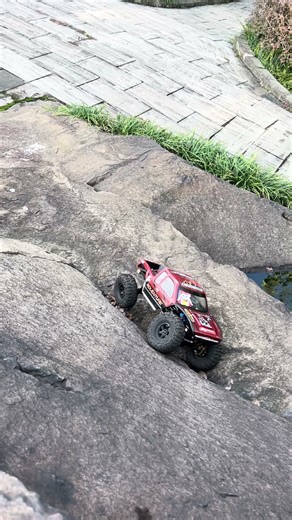 Go Up When You See a Stone | RC Car Rock Crawling #rcoffroad #offroad #rccar