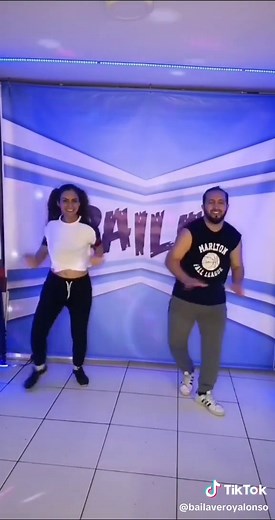 Coreografía fácil de La Negra Tiene Tumbao