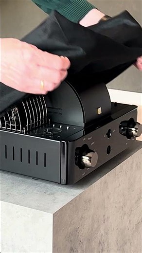 Unison Research S6 Black Edition Unboxing