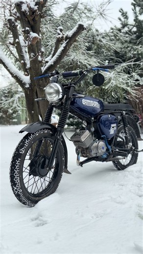 Tuning Tips for East German Mopeds