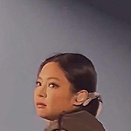 BLACKPINK JENNIE KIM on Instagram: "She’s so cute oml 🥺 _________ follow @jenniedeokie 💜 © owner @jennierubyjane @blackpinkofficial 🦋 _________ tags 💗 #blackpink #블랙핑크 #jennie #제니 #jisoo #rose #lisa"