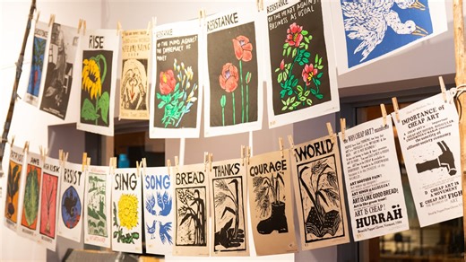 Bread & Puppet brings ‘cheap art’ and a rallying cry for justice  - The Middlebury Campus