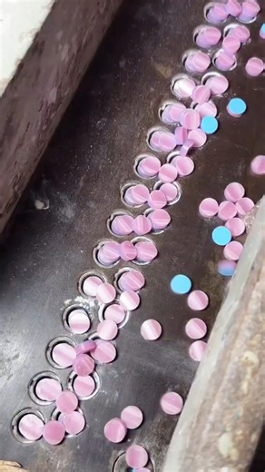 See how shirt buttons are made in India