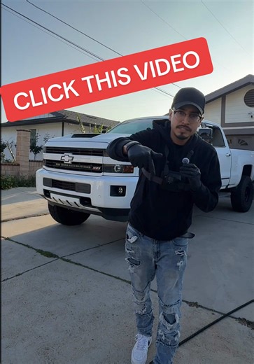 This 2500 received our 1 stage polish with a 3 year ceramic coating trim dye. This truck was in need of some good ole TLC. We came in and brought life back to this mamalona! If you guys are in or near the Los Angeles area and in need of a professional service don’t hesitate! Send us a message TODAY! #autodetail #cardetailing #detailing #detailingcars #cleaning