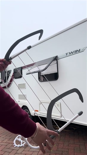Simple Hack for Hanging Washing in a Caravan