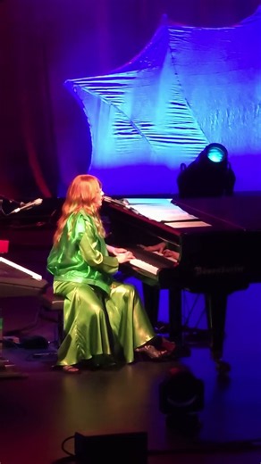 Tori Amos - Angelshark LIVE CLIP - Albuquerque, New Mexico (Aug 22, 2026)