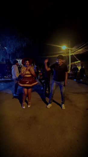 Salio unito con @Dani💕♥️ #salayboliviano #capcut #contenido #paratii #paratodoelmundo