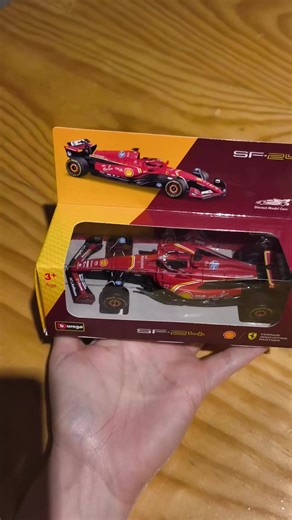 Los autitos de F1 de Shell! agradecida por las mejoras desde el 2005 😂 bien @Shell Chile cuando consiga el otro modelo lo comparo con un F430 que compré alguna vez. #adultoindependiente #f1merch #shell #f1tiktok #scuderiaferrari #ferrari #lewishamilton #charlesleclerc #carlossainz #francocolapinto