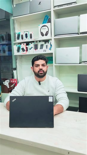 Lenovo ThinkPad X1 Carbon – Premium, Lightweight & Powerful 💼✨ Built for professionals who want performance, portability, and premium build quality. The X1 Carbon is known for its carbon-fiber body, legendary keyboard, and sharp 2K display. 🔹 Intel Core i7 6th Generation 🔹 16GB RAM – smooth multitasking 🔹 256GB SSD – fast boot & performance 🔹 14-inch 2K High-Resolution Display 🔹 Ultra-lightweight Carbon Fiber Body 🔹 Excellent Keyboard & Battery Backup Perfect for: ✔ Office & corporate use