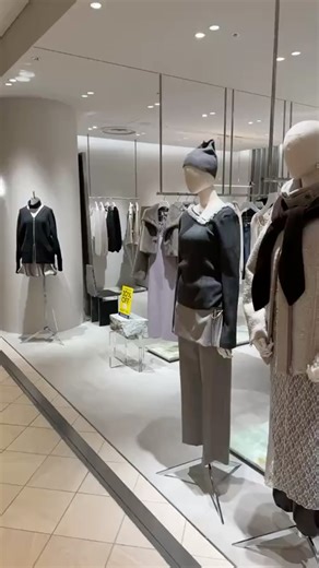 CODE A | コードエー on Instagram: "【LUMINE CARD 10%OFF CAMPAIGN】 11.13 thu - 11.19 wed 📢Recommended item staff iwami 164cm @hnyo__22 sae 162cm @sae_tanaka_ #25aw #新宿ルミネ2"