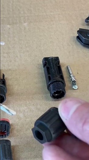 Do it yourself: How to install your own mc4 connectors the simple way! DIY solar tools. Installsolar