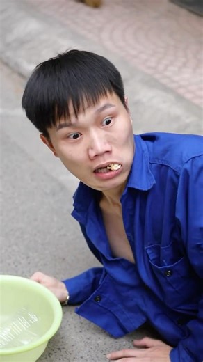 They Gave Him Leftovers… He Responded With Courage and Dignity 😧🙏 #shorts #linda