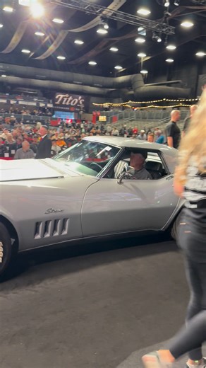 This nicely optioned 1969 Corvette did well Barrett-Jackson 2026. Lot 923 sold for 44k with the buy fee. | Vintage Tin Classics & Corvettes