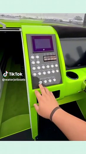 Luxurious Water Jet Yacht for Ultimate Boating Experience