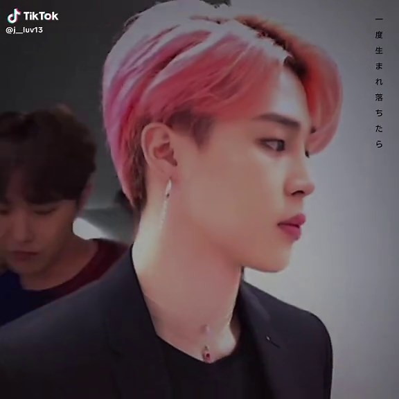 たとえ未来が霞んだとしても応援しつづけるよ #bts #ジミン #ジミンペン #防彈少年團 #방탄소년단 #지민 #army #armyと繋がりたい @모카 ┊︎相棒