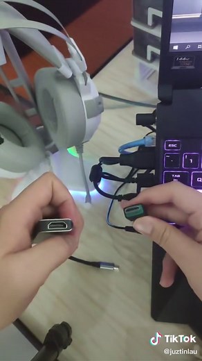 How to Connect Dual Monitors to Your Laptop - Step by Step Guide