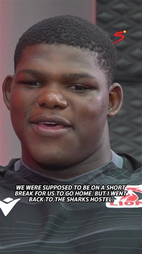 🙆‍♂️ "I thought it was a prank!" Batho Hlekani's story of getting an invite to the Springbok training camp last year is brilliant 🤣 Early in the morning and he didn't know how to react 🤯 Batho is part of the 49-man squad invited to the Boks alignment camp. | SuperSport Rugby
