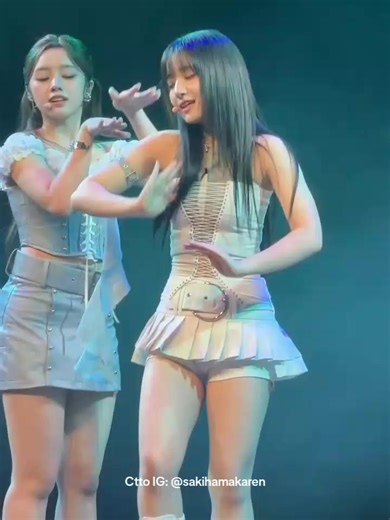 UNIS | LATAM TOUR JACKSONVILLE, FLORIDA💜💞 Ctto:@sakihamakaren video link: https://www.instagram.com/p/DUcXfI3jJ1I/?utm_source=ig_web_copy_link&igsh=NTc4MTIwNjQ2YQ== #UNIS #유니스 #mwah_UNIS #GEHLEE #ELISIA