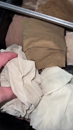 Which nylon tights should I keep and which ones need to go?