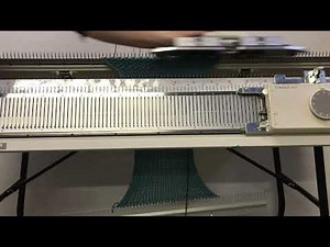 Singer Bulky Knitting Machine SK155 & SR155 Ribber Short Demo