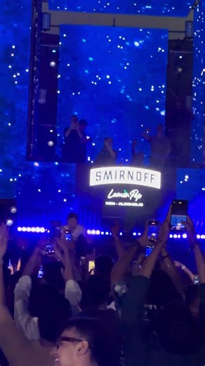 Afrojack LIVE 🔥 | Yellow Coldplay