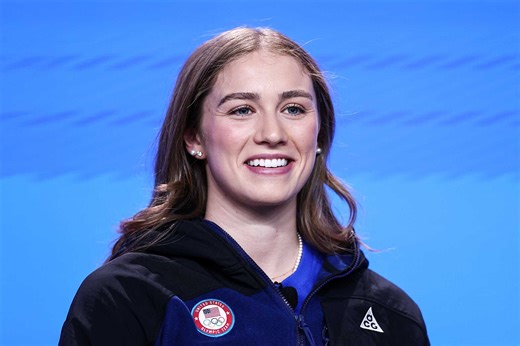 Team USA Hockey Player Caroline Harvey Gets Surprise Visit from Childhood Mentor