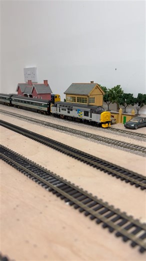 Bachmann Class 37 | Small Model Railway Layout | #railway #shorts