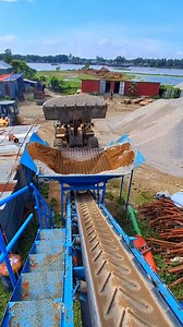 14M views · 77K reactions | Wheel loader Operator Worldwide  #construction #wheelloader #HeavyEquipmentExperts | Heavy Equipment Experts | Facebook