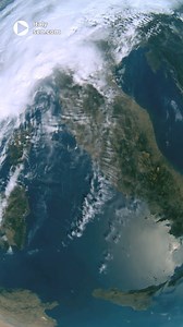 Italy filmed from space in 4K! 🛰️🇮🇹🤌 #italy #earthcapture #earthfromspace #spacescience #spacetech | Sen