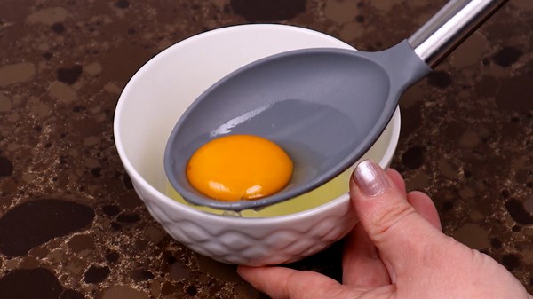 Life-Changing Spoon Hacks Everyone must know