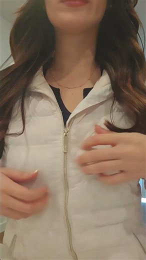 ASMR Puffy Winter Jacket & Zipper Sounds #asmr #relax #triggersforsleep #asmrsounds