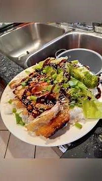 Yoshinoya chicken bowl copycat recipe ( ghetto & delicious! )