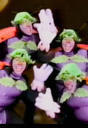 Wee Sing Bugs: Unboxing 80s/90s Kids Media Nostalgia