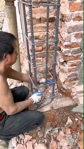 Reinforcing an old house built in the 1970s by adding new columns