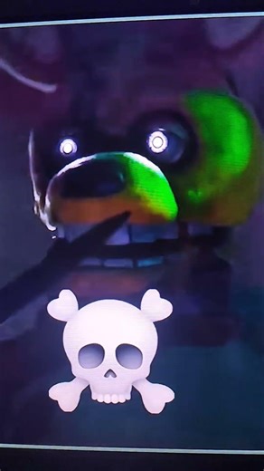 Edit Vanessa apunta a Spring Bonnie #fnaf