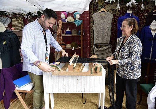 La Feria de Artesanía de Gran Canaria abre sus puertas en San Telmo con 106 artesanos y 32 oficios | Canarias7