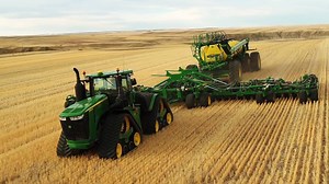 Examining the Benefits of the #JohnDeere 1895 Air Drill and ProSeries Opener http://blog.machinefinder.com/25708/examining-the-benefits-of-the-john-deere-1895-air-drill | Machinefinder