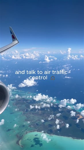 What Do Pilots Do During Autopilot? 🛫